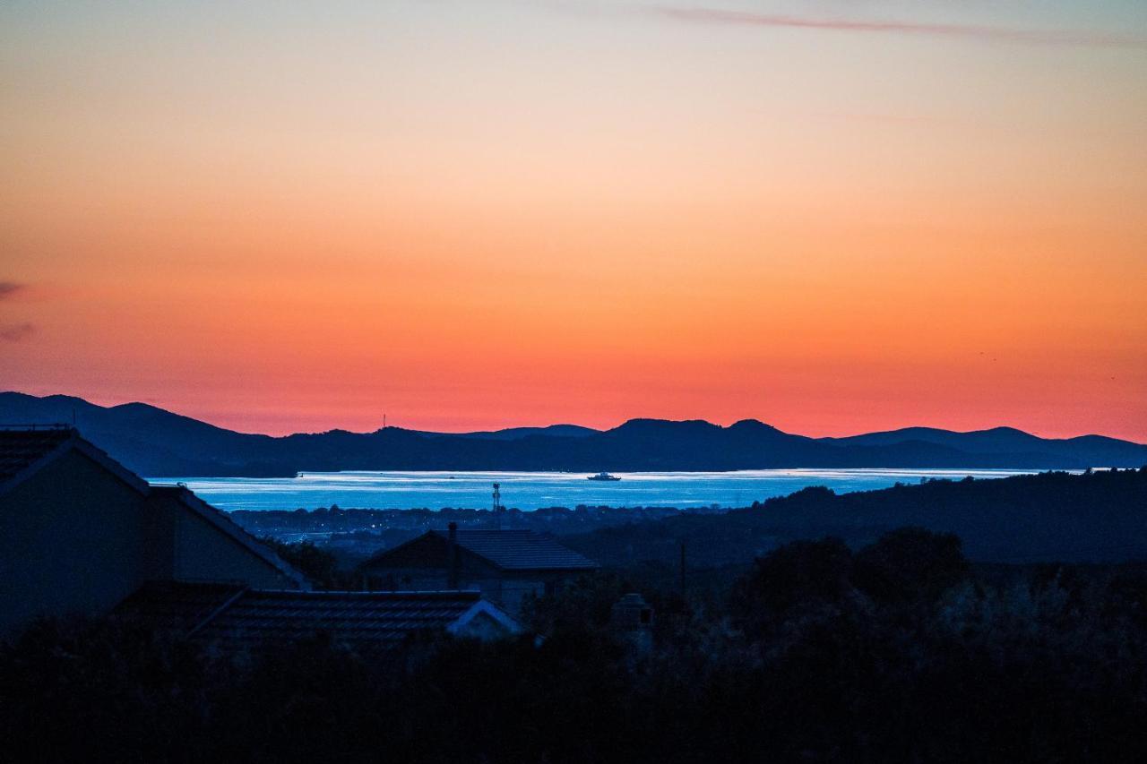 Villa Luka Zara Esterno foto